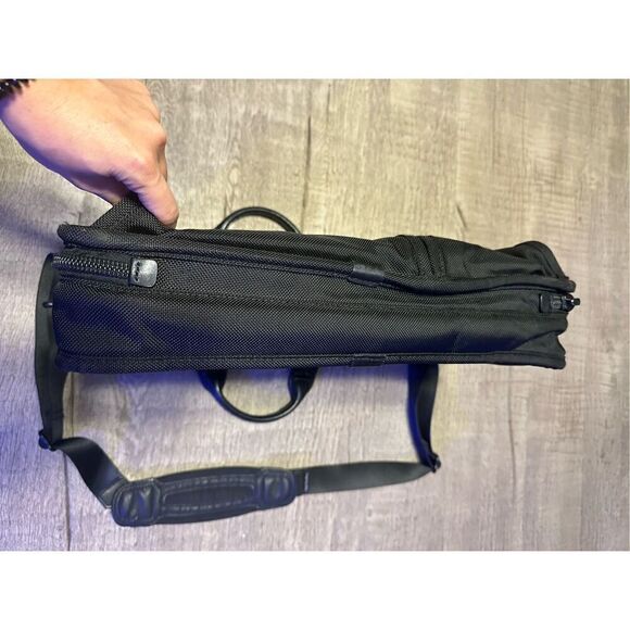 Tumi Alpha Black Ballistic Nylon Expandable Laptop Briefcase Bag - Picture 11 of 12